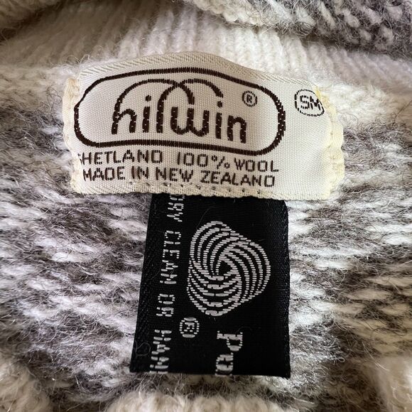 Hilwin Women’s Virgin Shetland Wool New Zealand Sweater Sz S Office To Outdoors - Picture 3 of 13